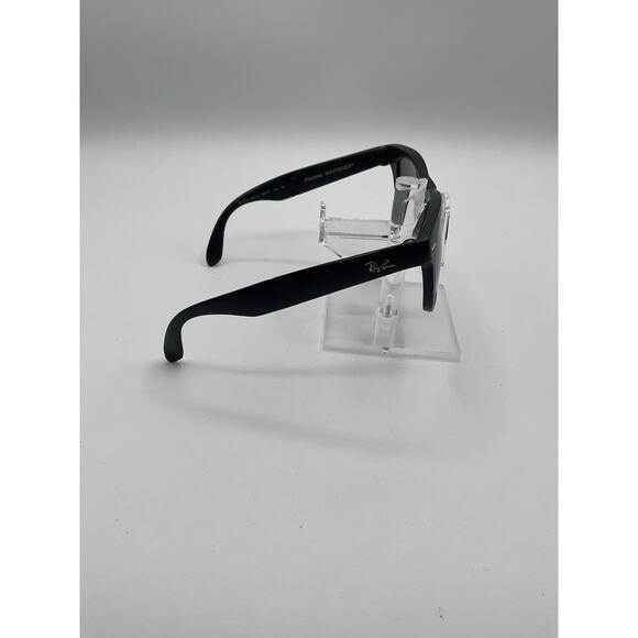 Ray Ban Wayfarer Folding Sunglasses, RB 4105- Black main image 2